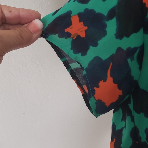 CAbi "RITA" Green/Black/Orange Short Sleev… - Picture 6 of 10